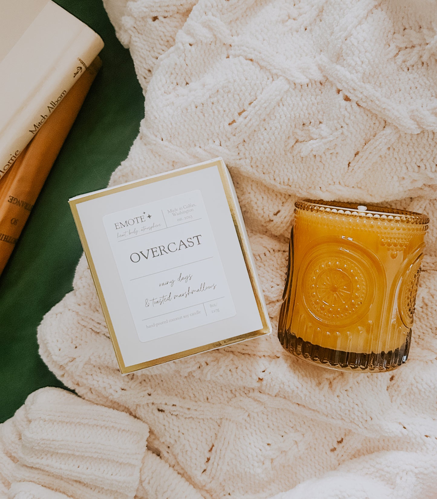 overcast 8 oz soy candle