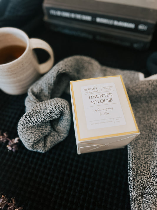 haunted palouse 8 oz soy candle