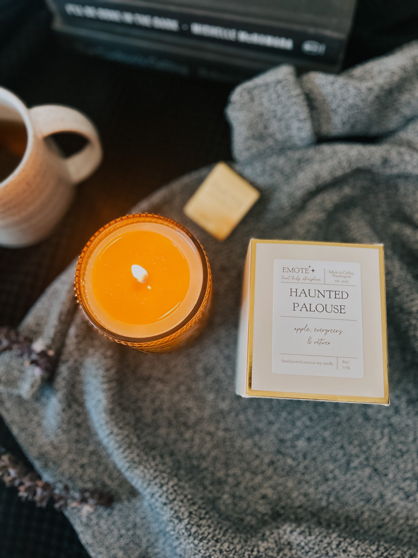 haunted palouse 8 oz soy candle