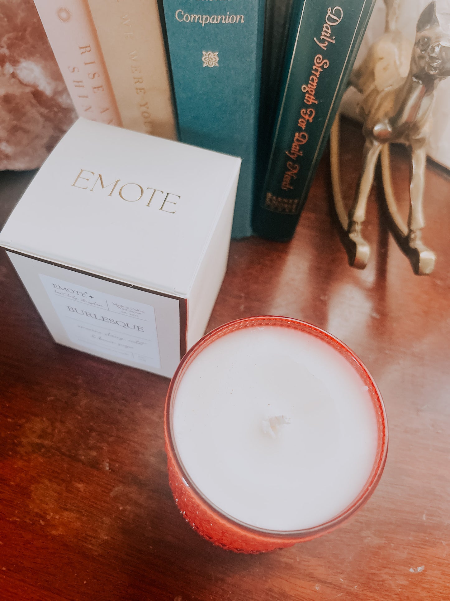burlesque 8 oz soy candle