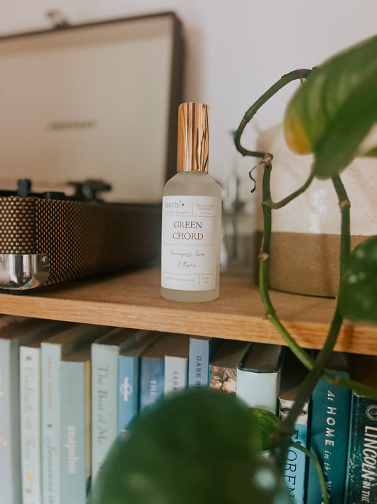 green chord fragrance spray