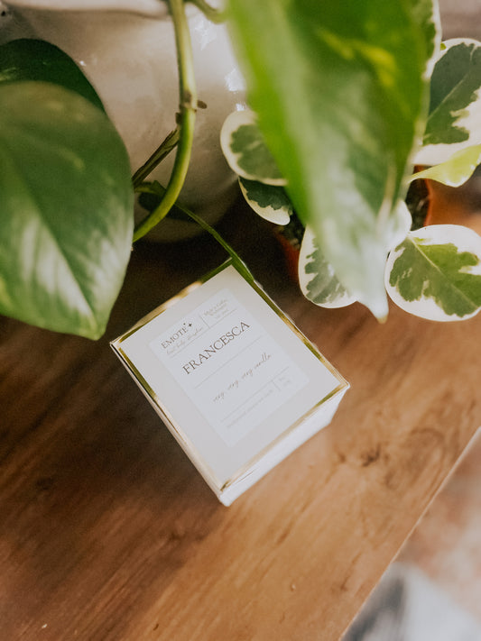 francesca 8 oz soy candle