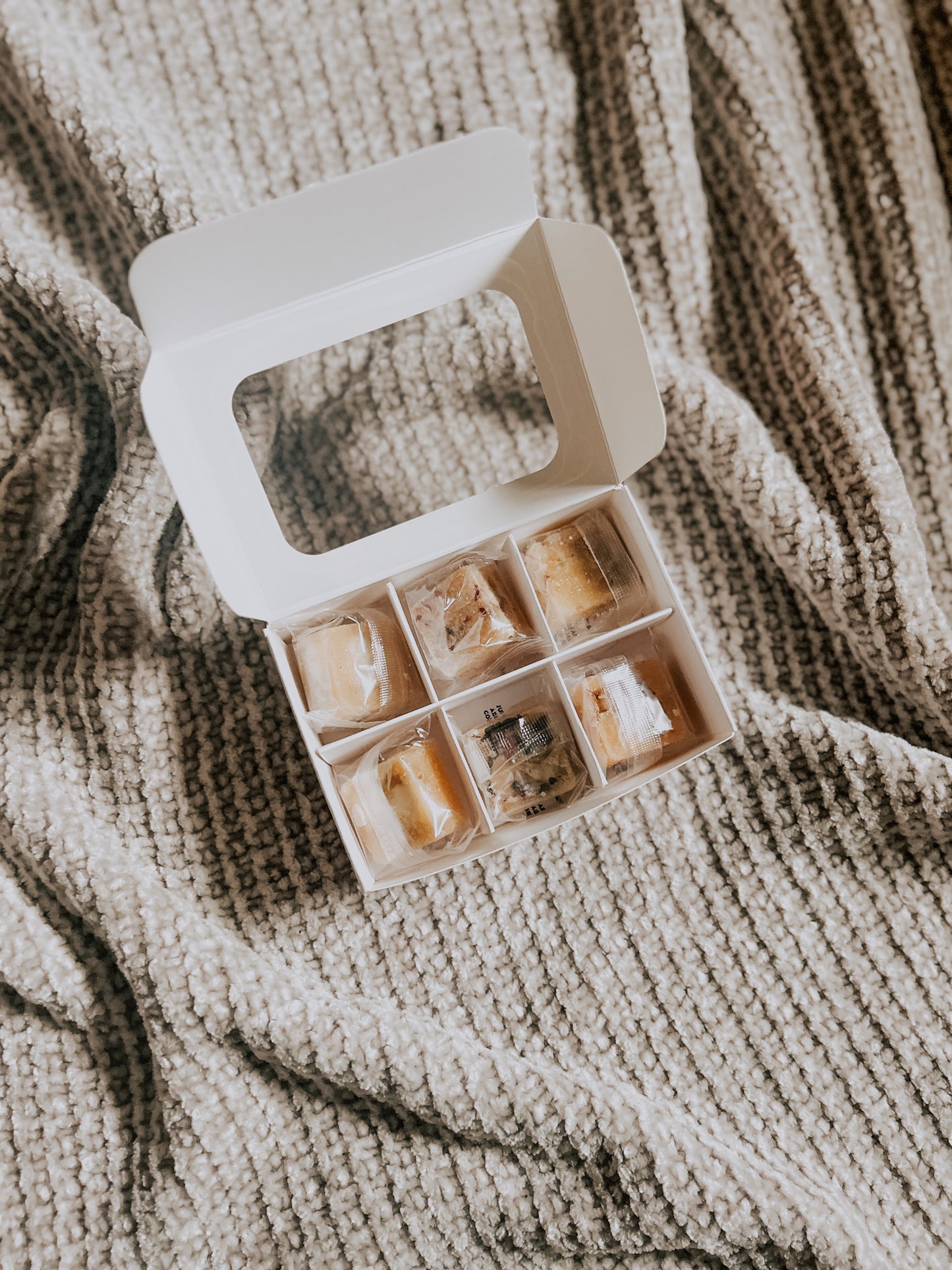 sugar & honey cubes