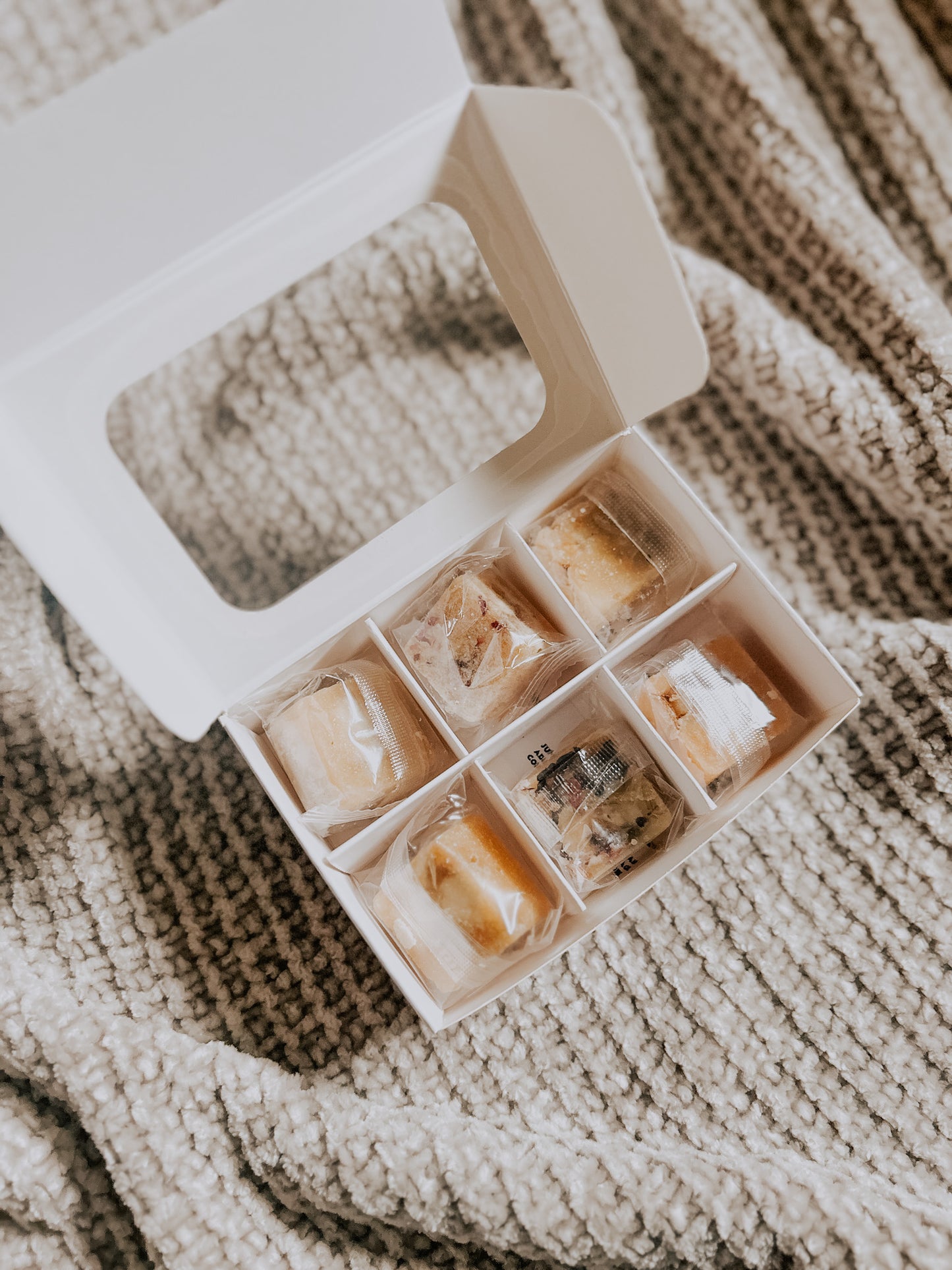 sugar & honey cubes