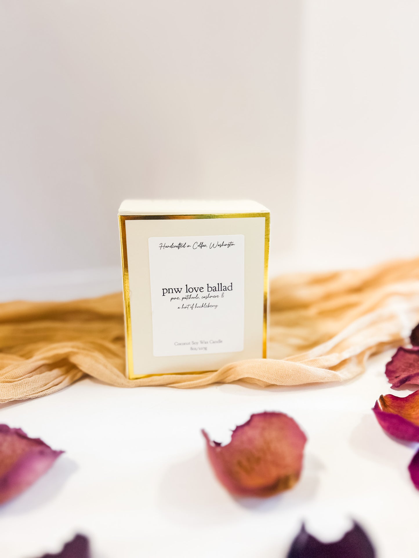 PNW love ballad 8 oz soy candle