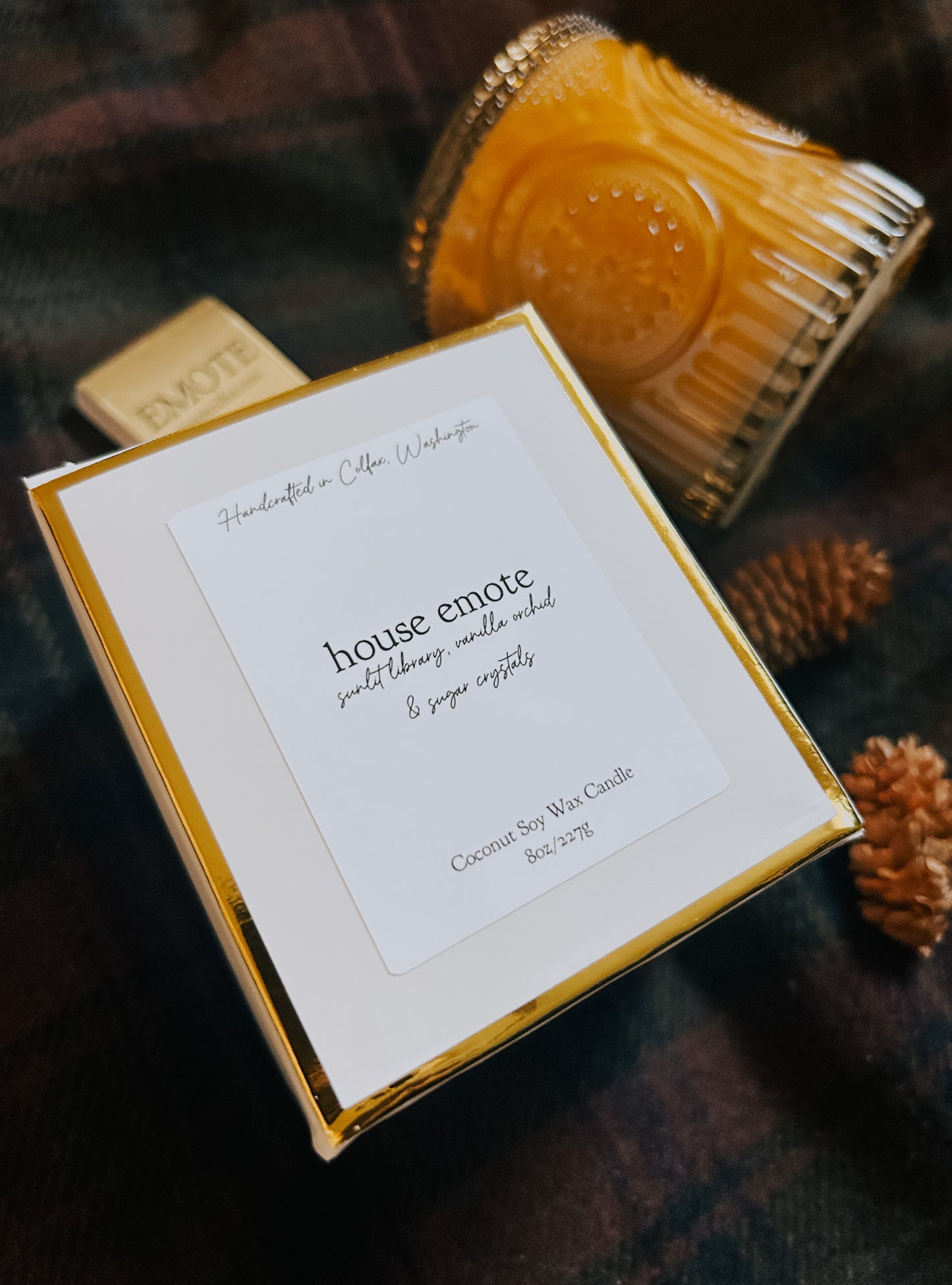 house emote 8 oz candle