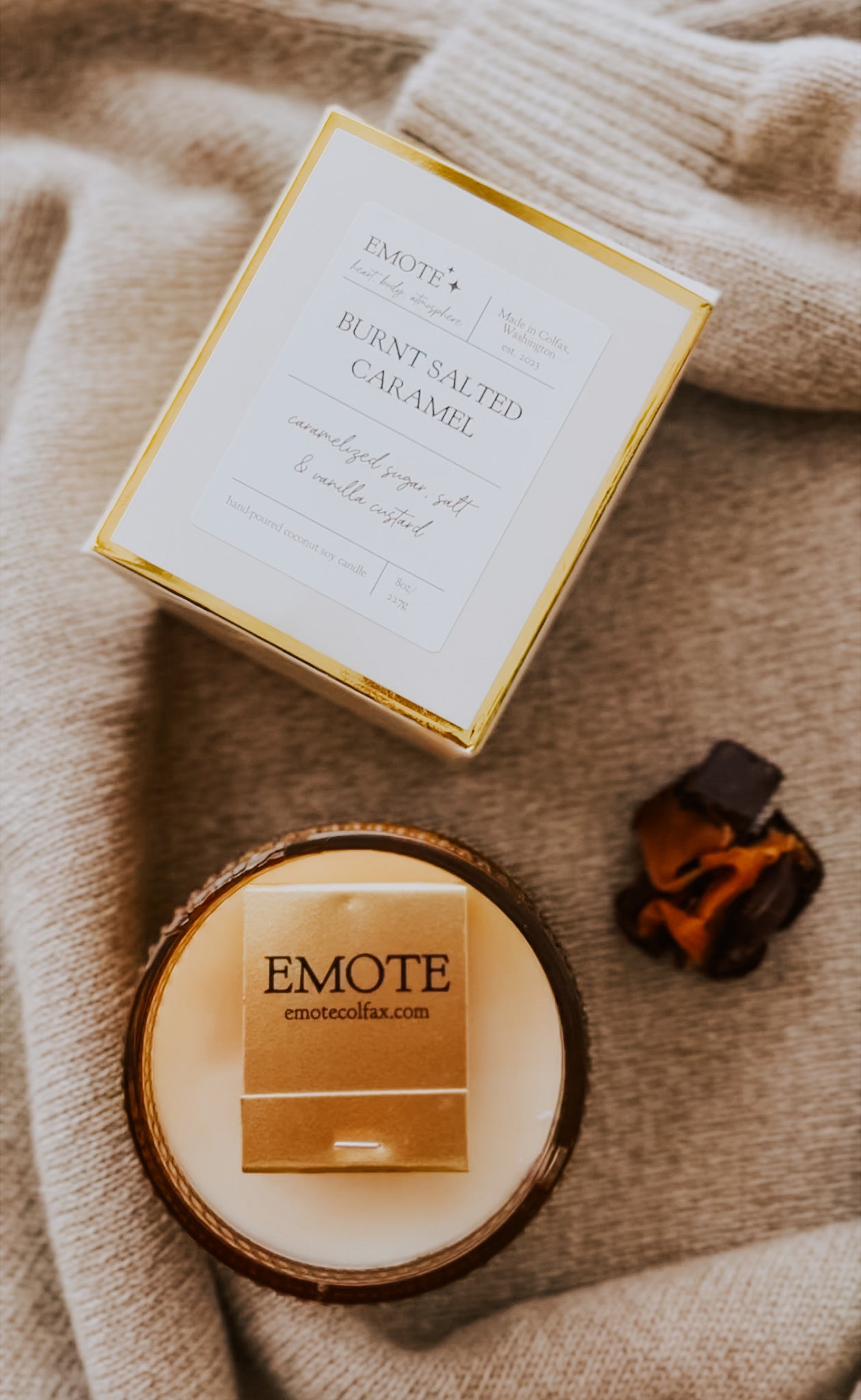 burnt salted caramel 8 oz soy candle