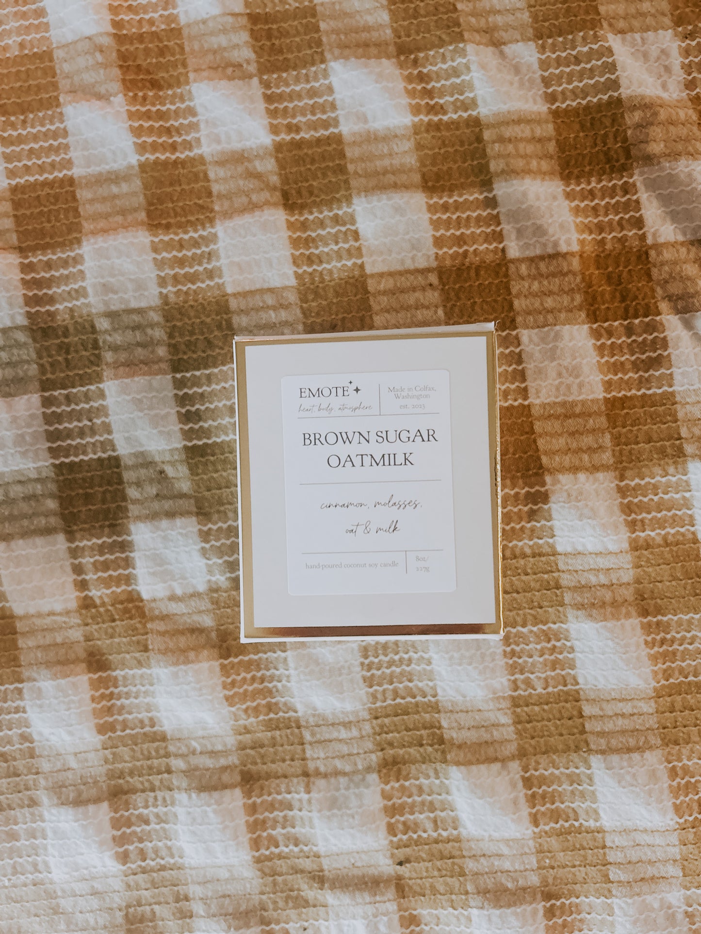 brown sugar oat milk 8 oz soy candle