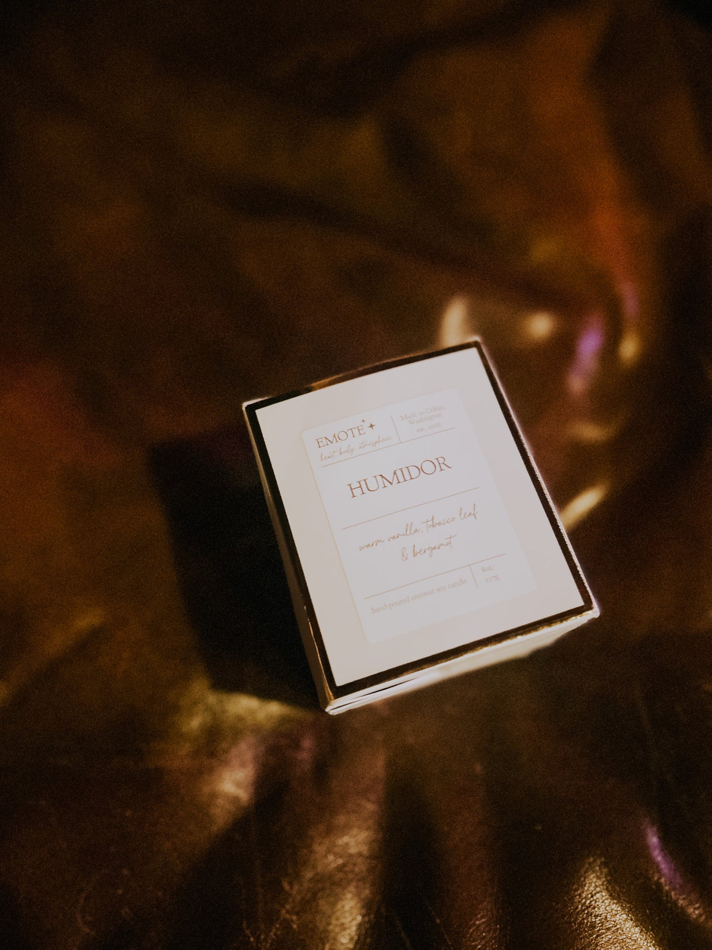 humidor 8 oz soy candle